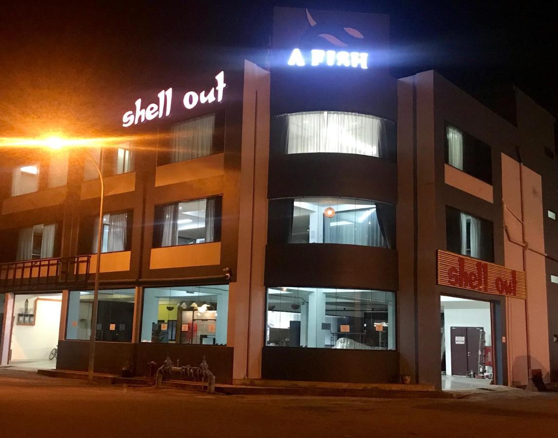 Shell Out Beach Club Suite Kuah Exterior foto