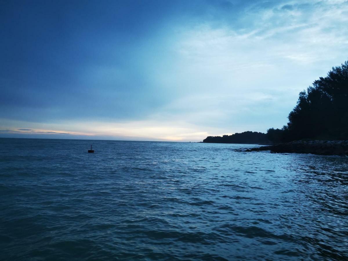 Shell Out Beach Club Suite Kuah Exterior foto